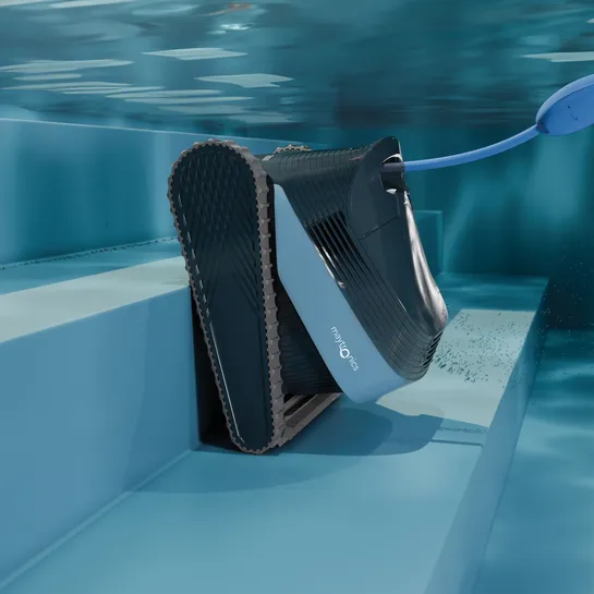 Dolphin S 3000i App Steuerbarer Poolroboter mit Caddy